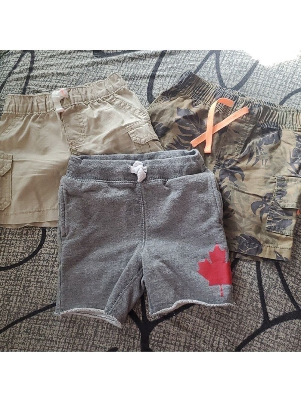 Boys shorts size 12 months $5 if buying 2 or more items